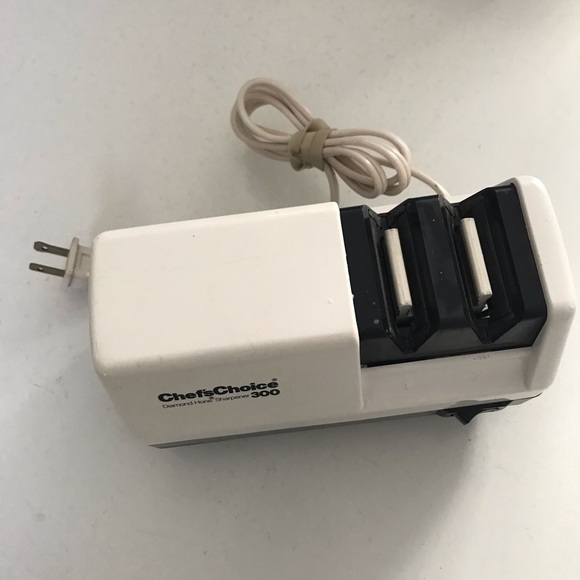 Chefs Choice Knife Sharpener - Picture 2 of 3